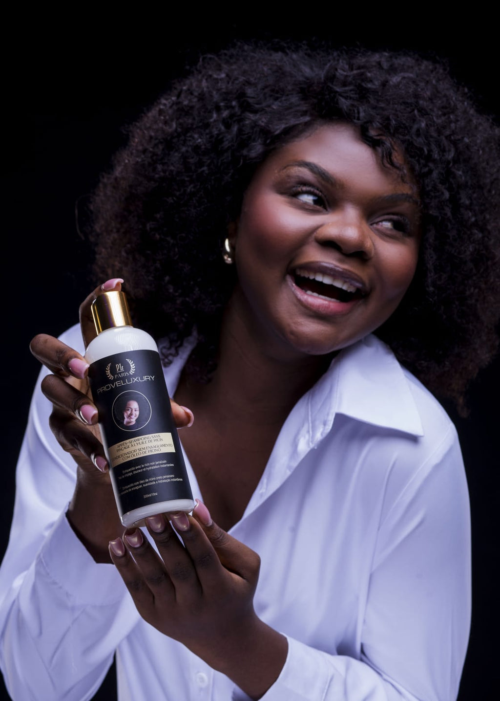 SHAMPOO HIDRATANTE COM ÓLEO DE RÍCINO
